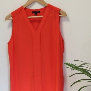 banana republic lightweight tank top